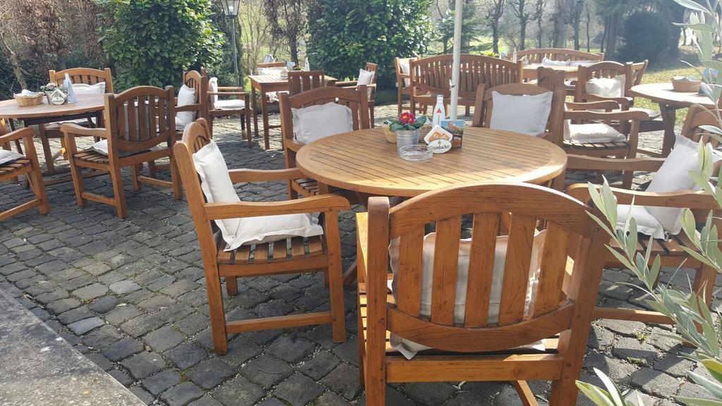 Altes Bierhaus Hotel Arzbach Exterior foto